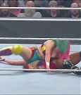 WWE_Monday_Night_Raw_2022_05_16_720p_HDTV_x264-NWCHD_mp4_007327362.jpg