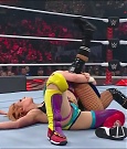 WWE_Monday_Night_Raw_2022_05_16_720p_HDTV_x264-NWCHD_mp4_007328163.jpg