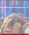 WWE_Monday_Night_Raw_2022_05_16_720p_HDTV_x264-NWCHD_mp4_007342177.jpg