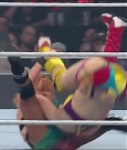 WWE_Monday_Night_Raw_2022_05_16_720p_HDTV_x264-NWCHD_mp4_007350185.jpg