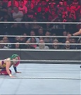WWE_Monday_Night_Raw_2022_05_16_720p_HDTV_x264-NWCHD_mp4_007404239.jpg