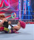 WWE_Monday_Night_Raw_2022_05_16_720p_HDTV_x264-NWCHD_mp4_007424659.jpg