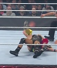 WWE_Monday_Night_Raw_2022_05_16_720p_HDTV_x264-NWCHD_mp4_007425460.jpg