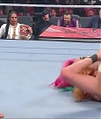 WWE_Monday_Night_Raw_2022_05_16_720p_HDTV_x264-NWCHD_mp4_007431066.jpg