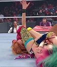 WWE_Monday_Night_Raw_2022_05_16_720p_HDTV_x264-NWCHD_mp4_007475510.jpg