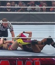 WWE_Monday_Night_Raw_2022_05_16_720p_HDTV_x264-NWCHD_mp4_007481516.jpg