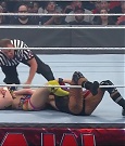 WWE_Monday_Night_Raw_2022_05_16_720p_HDTV_x264-NWCHD_mp4_007482317.jpg