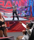 WWE_Monday_Night_Raw_2022_05_16_720p_HDTV_x264-NWCHD_mp4_007520655.jpg