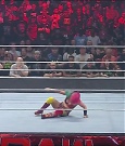 WWE_Monday_Night_Raw_2022_05_16_720p_HDTV_x264-NWCHD_mp4_007563898.jpg