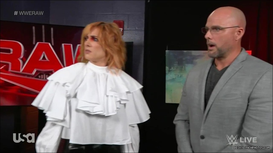 WWE_Monday_Night_Raw_2022_05_23_720p_HDTV_x264-NWCHD_mp4_002542476.jpg
