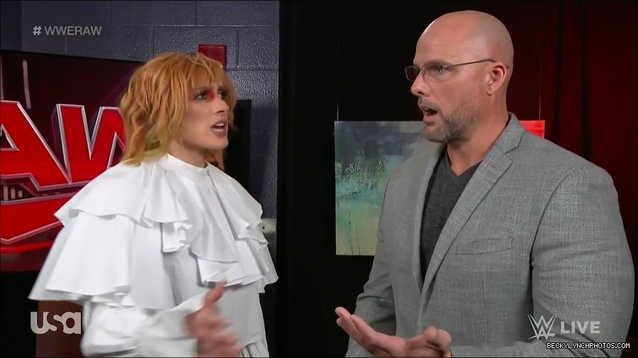 WWE_Monday_Night_Raw_2022_05_23_720p_HDTV_x264-NWCHD_mp4_002544077.jpg