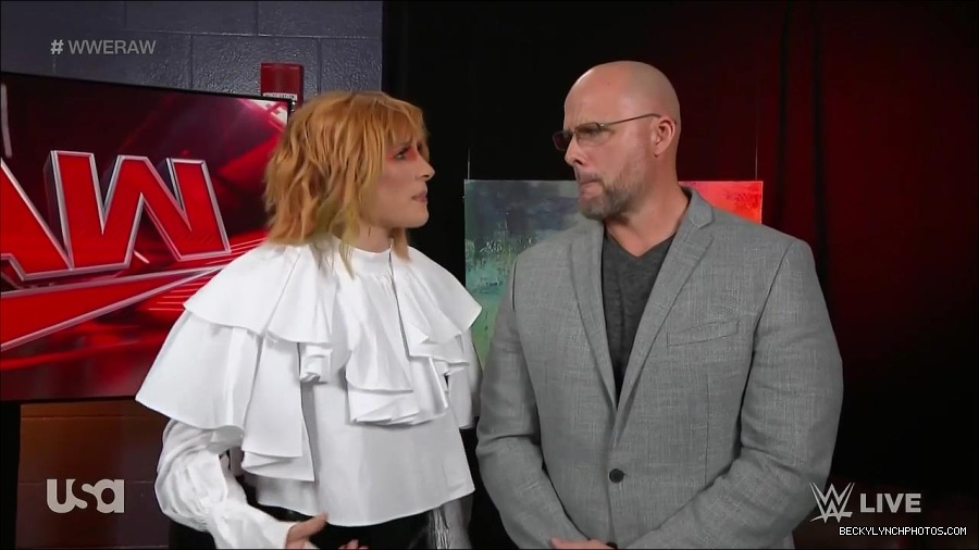 WWE_Monday_Night_Raw_2022_05_23_720p_HDTV_x264-NWCHD_mp4_002547681.jpg