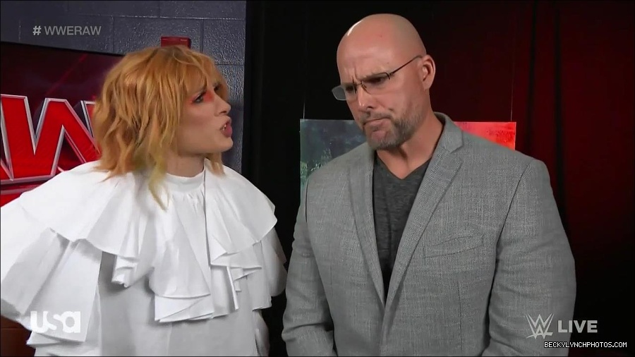WWE_Monday_Night_Raw_2022_05_23_720p_HDTV_x264-NWCHD_mp4_002548882.jpg
