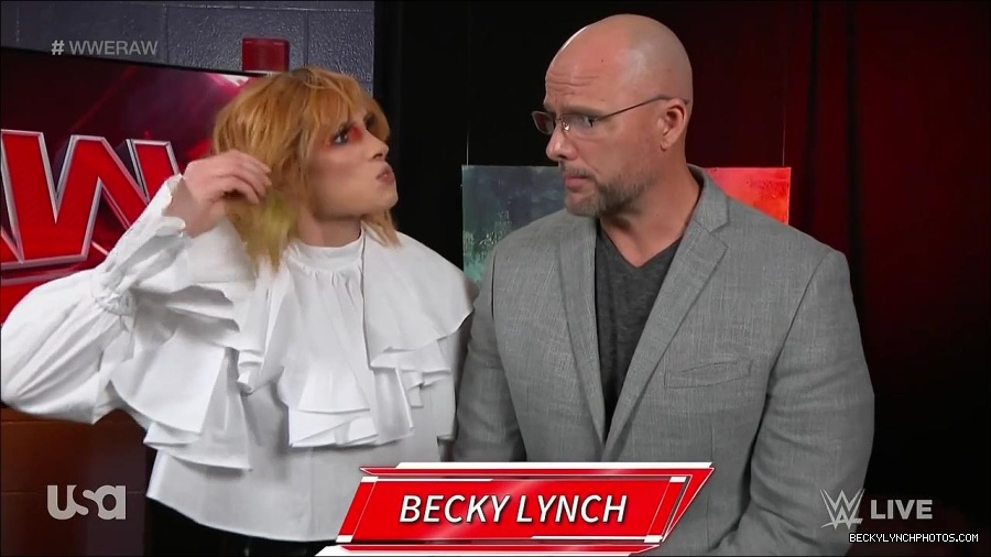 WWE_Monday_Night_Raw_2022_05_23_720p_HDTV_x264-NWCHD_mp4_002553287.jpg