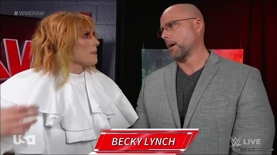 WWE_Monday_Night_Raw_2022_05_23_720p_HDTV_x264-NWCHD_mp4_002554488.jpg