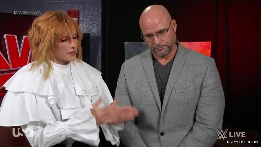 WWE_Monday_Night_Raw_2022_05_23_720p_HDTV_x264-NWCHD_mp4_002558091.jpg