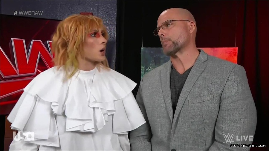 WWE_Monday_Night_Raw_2022_05_23_720p_HDTV_x264-NWCHD_mp4_002561295.jpg