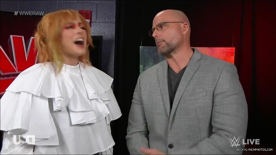 WWE_Monday_Night_Raw_2022_05_23_720p_HDTV_x264-NWCHD_mp4_002562496.jpg