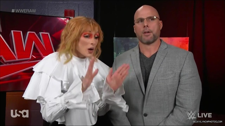 WWE_Monday_Night_Raw_2022_05_23_720p_HDTV_x264-NWCHD_mp4_002564898.jpg