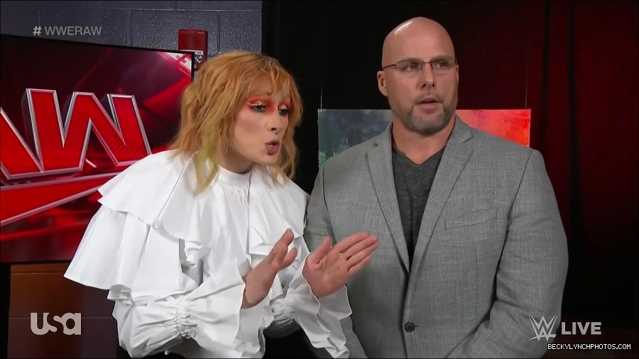 WWE_Monday_Night_Raw_2022_05_23_720p_HDTV_x264-NWCHD_mp4_002565299.jpg