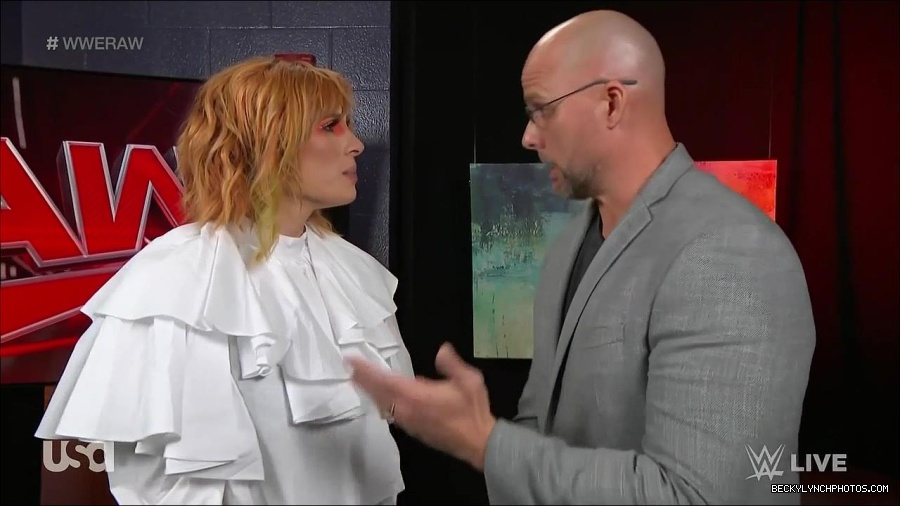 WWE_Monday_Night_Raw_2022_05_23_720p_HDTV_x264-NWCHD_mp4_002570904.jpg