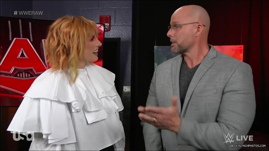 WWE_Monday_Night_Raw_2022_05_23_720p_HDTV_x264-NWCHD_mp4_002584518.jpg