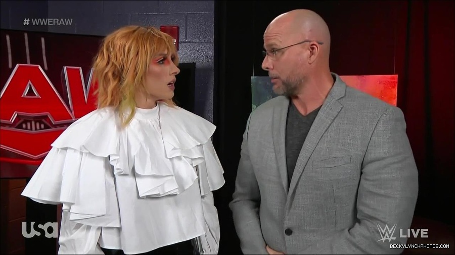 WWE_Monday_Night_Raw_2022_05_23_720p_HDTV_x264-NWCHD_mp4_002589723.jpg