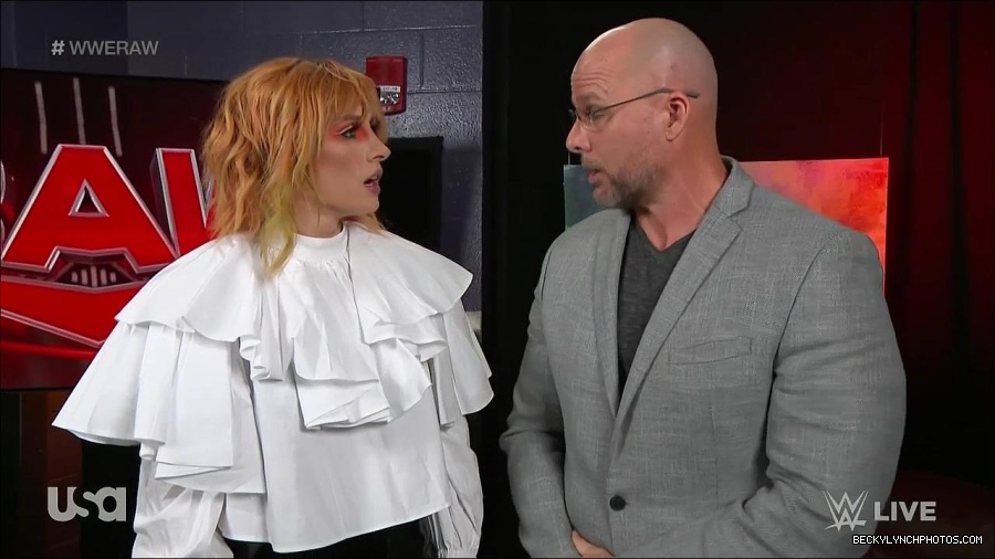 WWE_Monday_Night_Raw_2022_05_23_720p_HDTV_x264-NWCHD_mp4_002590123.jpg