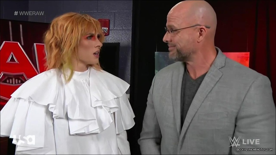 WWE_Monday_Night_Raw_2022_05_23_720p_HDTV_x264-NWCHD_mp4_002594127.jpg