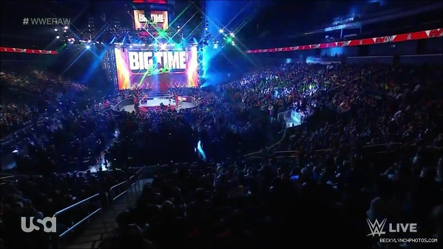 WWE_Monday_Night_Raw_2022_05_23_720p_HDTV_x264-NWCHD_mp4_007008108.jpg