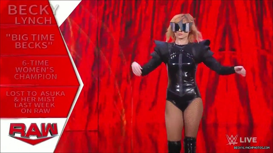 WWE_Monday_Night_Raw_2022_05_23_720p_HDTV_x264-NWCHD_mp4_007013714.jpg