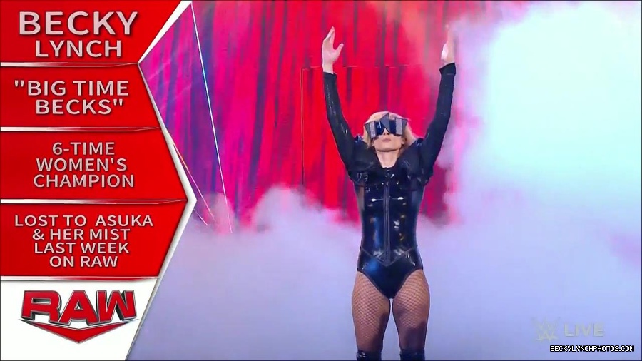 WWE_Monday_Night_Raw_2022_05_23_720p_HDTV_x264-NWCHD_mp4_007020120.jpg