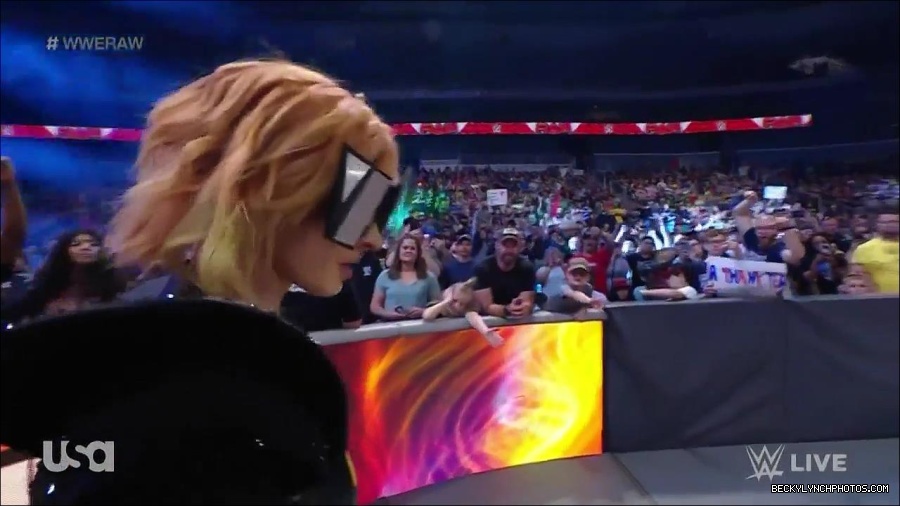 WWE_Monday_Night_Raw_2022_05_23_720p_HDTV_x264-NWCHD_mp4_007036536.jpg