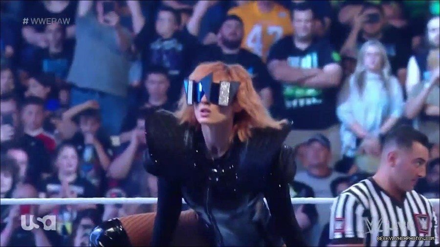 WWE_Monday_Night_Raw_2022_05_23_720p_HDTV_x264-NWCHD_mp4_007046546.jpg