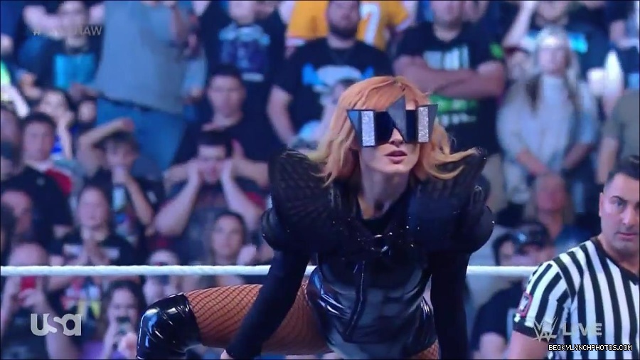 WWE_Monday_Night_Raw_2022_05_23_720p_HDTV_x264-NWCHD_mp4_007047748.jpg