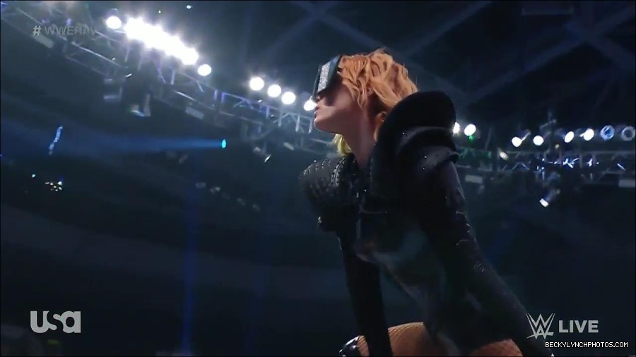 WWE_Monday_Night_Raw_2022_05_23_720p_HDTV_x264-NWCHD_mp4_007064164.jpg