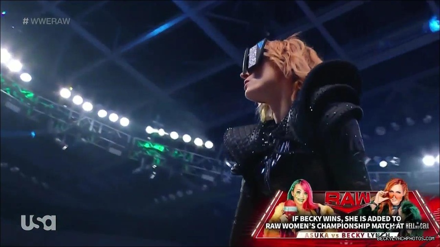 WWE_Monday_Night_Raw_2022_05_23_720p_HDTV_x264-NWCHD_mp4_007064965.jpg