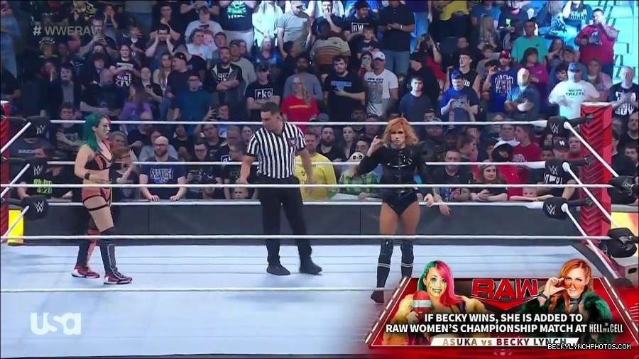WWE_Monday_Night_Raw_2022_05_23_720p_HDTV_x264-NWCHD_mp4_007068168.jpg