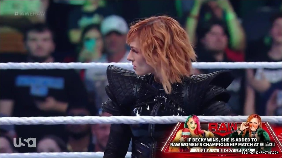 WWE_Monday_Night_Raw_2022_05_23_720p_HDTV_x264-NWCHD_mp4_007070971.jpg