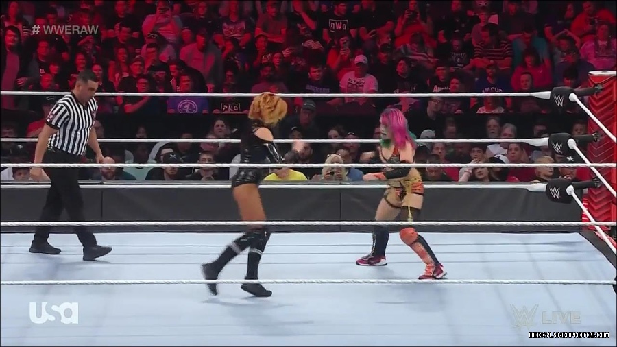 WWE_Monday_Night_Raw_2022_05_23_720p_HDTV_x264-NWCHD_mp4_007086586.jpg