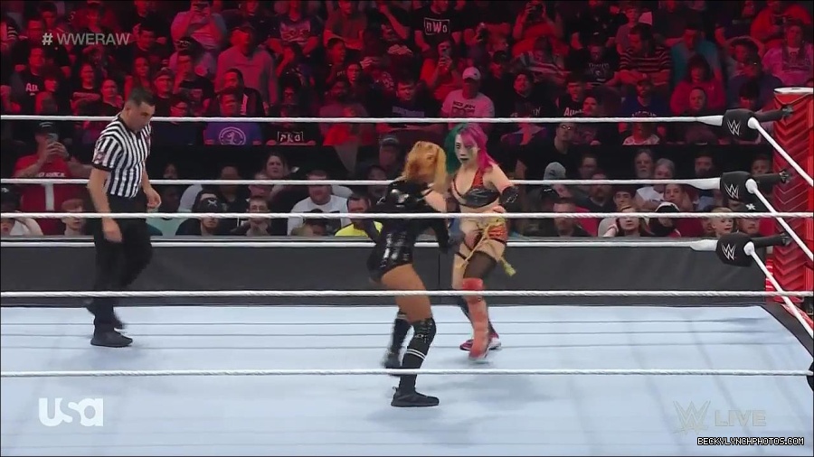 WWE_Monday_Night_Raw_2022_05_23_720p_HDTV_x264-NWCHD_mp4_007086987.jpg