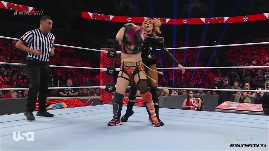WWE_Monday_Night_Raw_2022_05_23_720p_HDTV_x264-NWCHD_mp4_007088588.jpg