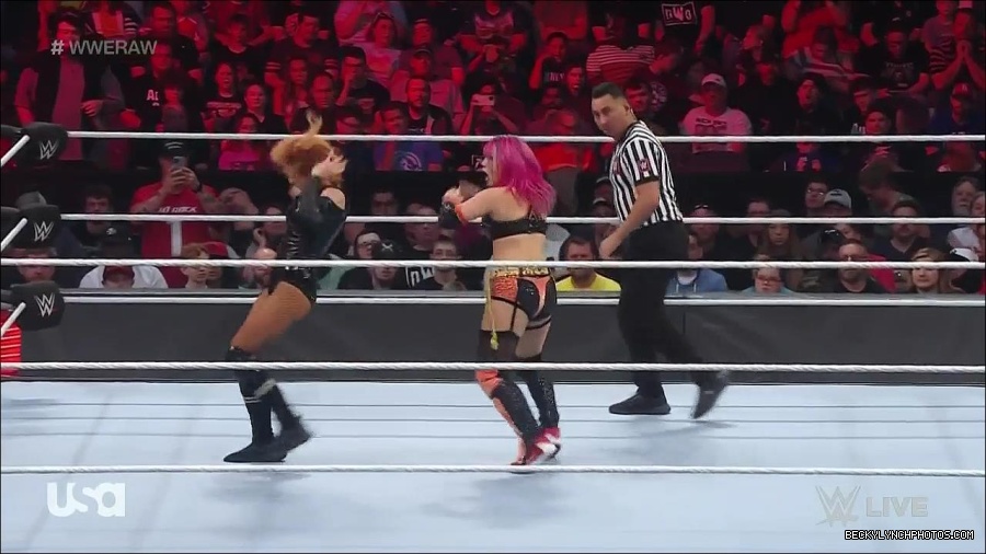 WWE_Monday_Night_Raw_2022_05_23_720p_HDTV_x264-NWCHD_mp4_007095796.jpg