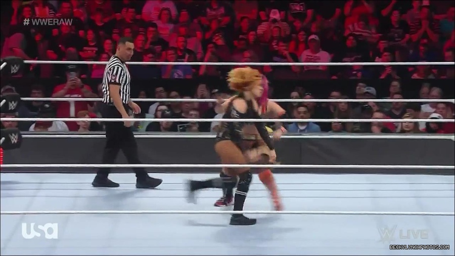 WWE_Monday_Night_Raw_2022_05_23_720p_HDTV_x264-NWCHD_mp4_007100200.jpg