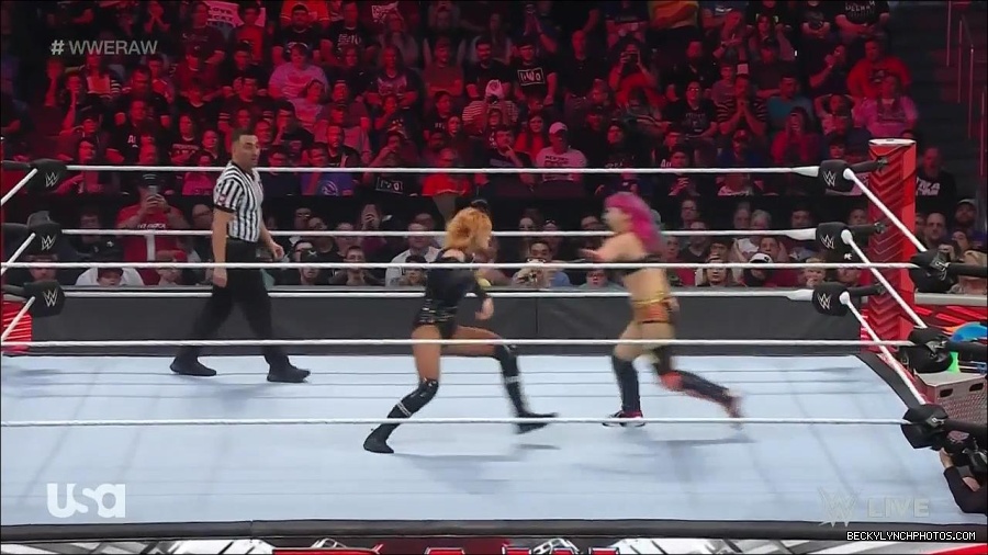 WWE_Monday_Night_Raw_2022_05_23_720p_HDTV_x264-NWCHD_mp4_007102602.jpg