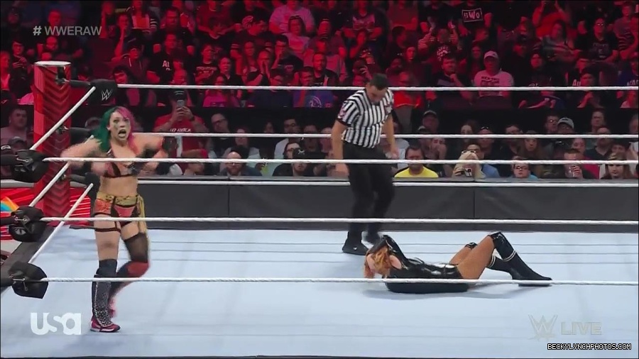 WWE_Monday_Night_Raw_2022_05_23_720p_HDTV_x264-NWCHD_mp4_007105405.jpg