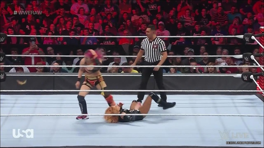 WWE_Monday_Night_Raw_2022_05_23_720p_HDTV_x264-NWCHD_mp4_007111411.jpg