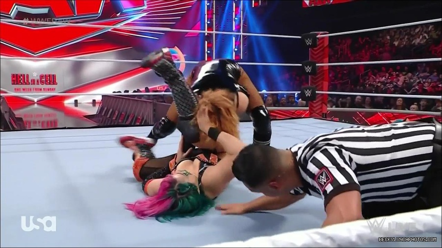 WWE_Monday_Night_Raw_2022_05_23_720p_HDTV_x264-NWCHD_mp4_007117818.jpg