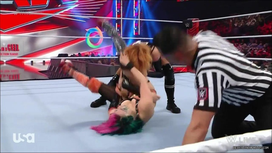 WWE_Monday_Night_Raw_2022_05_23_720p_HDTV_x264-NWCHD_mp4_007119419.jpg