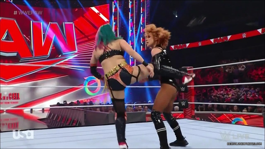 WWE_Monday_Night_Raw_2022_05_23_720p_HDTV_x264-NWCHD_mp4_007121822.jpg